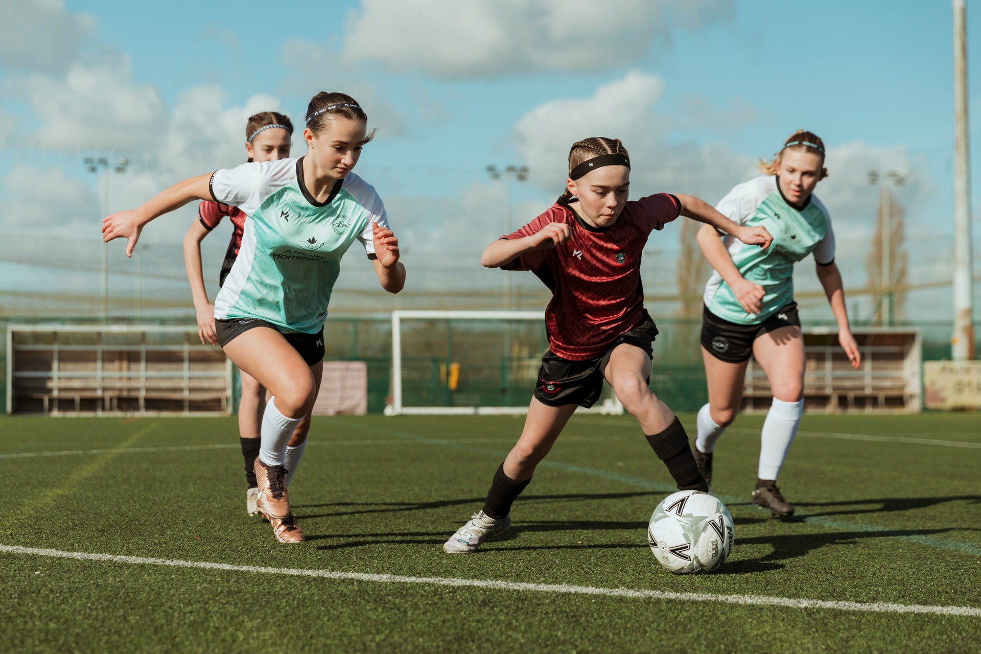 Football Clothing & Sportswear for Women & Girls – MISS KICK